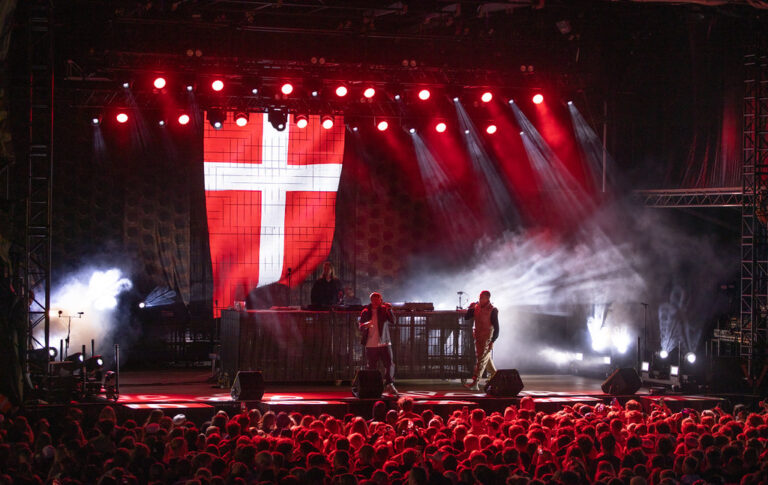 Stemningsbilled SUSPEKT - friluftsscenen